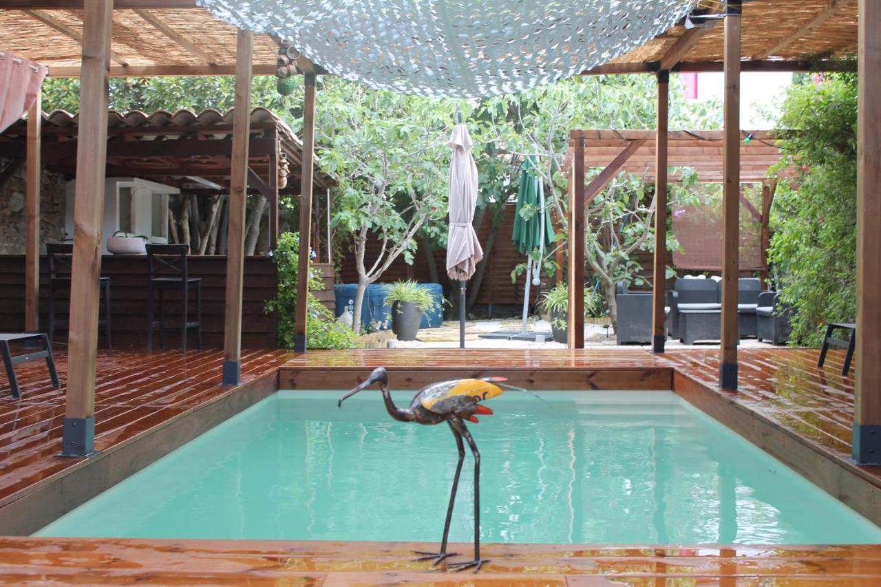 Bed and Breakfast Les 2 Droles D'Oiseaux Luc-sur-Orbieu Экстерьер фото