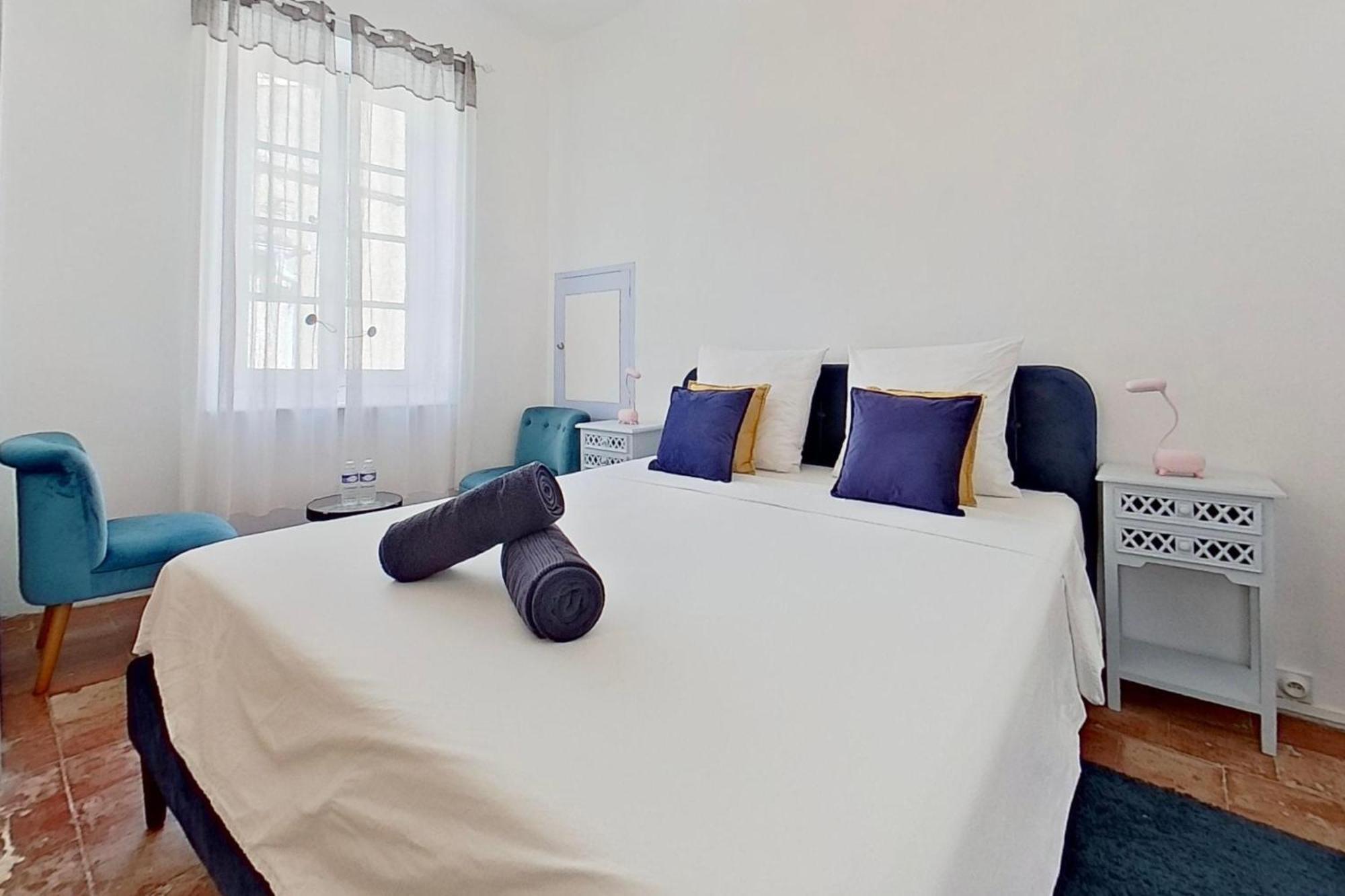 Bed and Breakfast Les 2 Droles D'Oiseaux Luc-sur-Orbieu Экстерьер фото