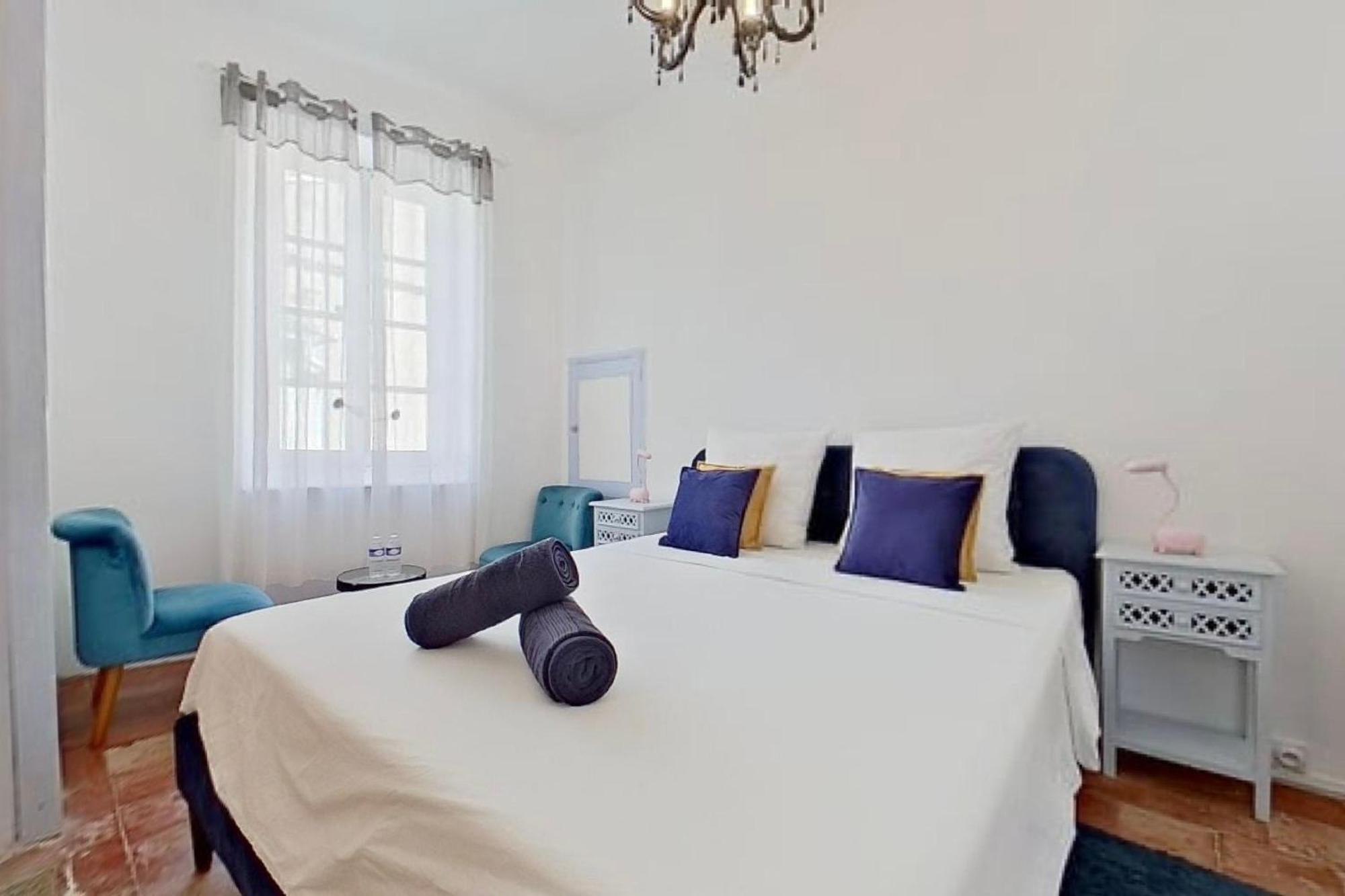 Bed and Breakfast Les 2 Droles D'Oiseaux Luc-sur-Orbieu Экстерьер фото