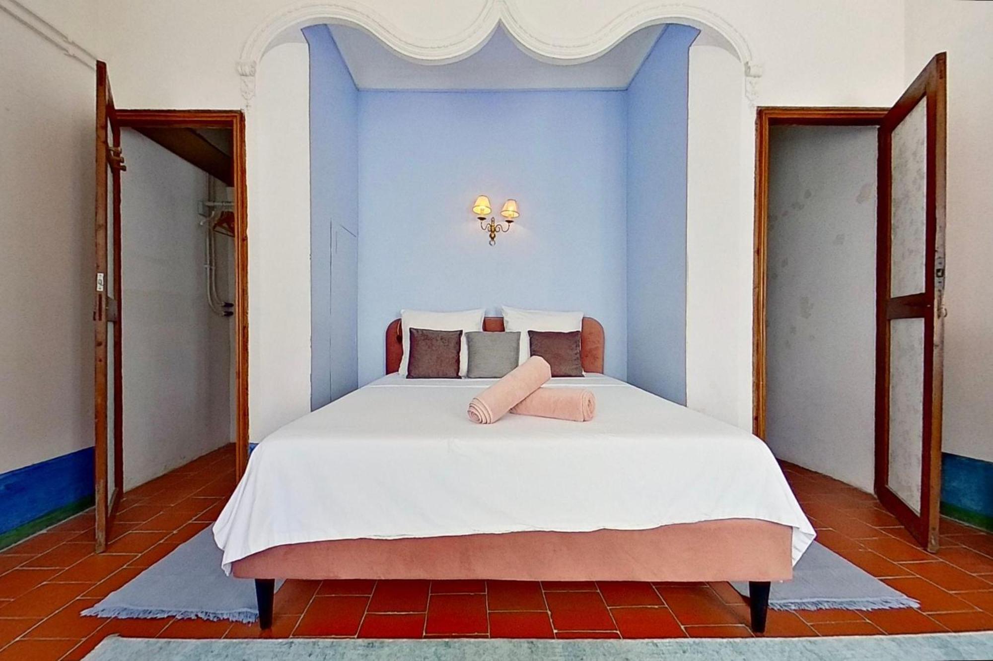 Bed and Breakfast Les 2 Droles D'Oiseaux Luc-sur-Orbieu Экстерьер фото